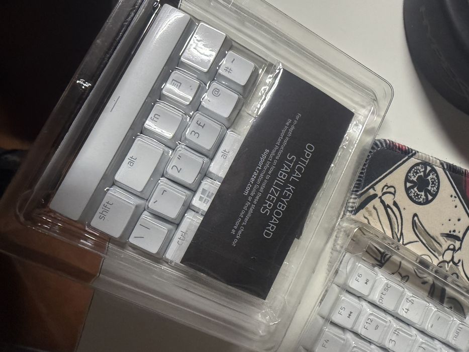 Teclado Mecânico Razer Huntsman V3 Pro 60% RGB Optical Switches Gen-2