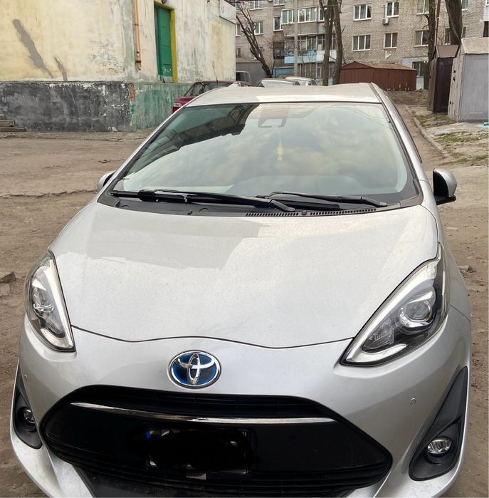 Продам Toyota AQUA