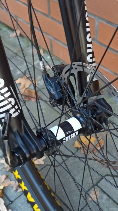 Rower XC/trail Canyon LUX CF 29" XL karbon koła sram rockshox