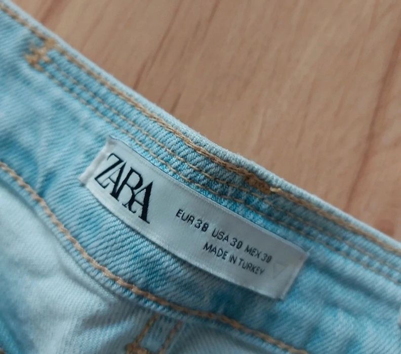 Spodnie jeansowe z dziurami Rozmiar 38 ZARA