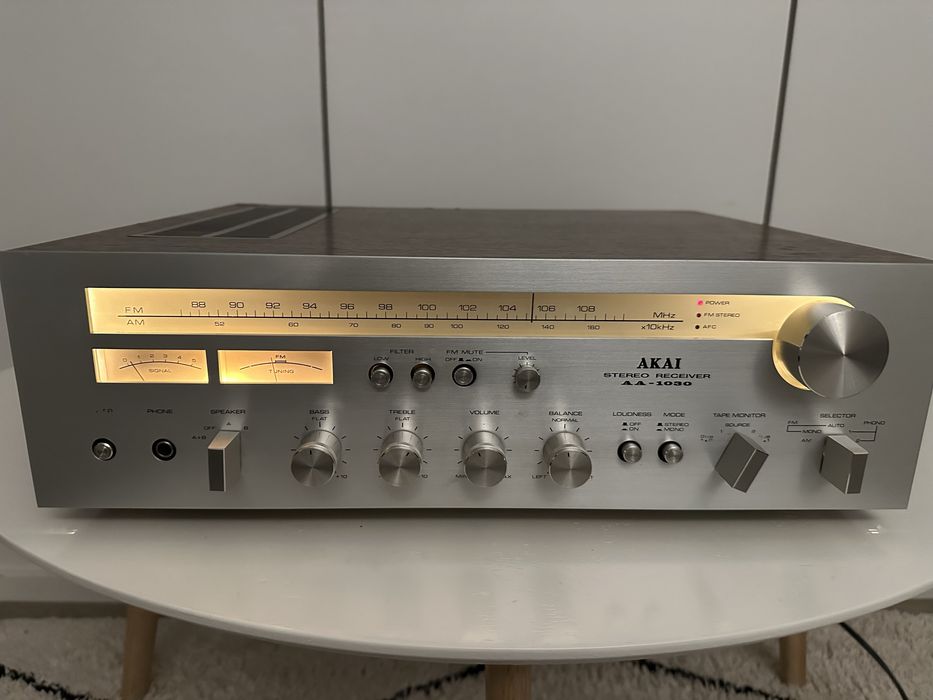 Amplituner AKAI AA-1030 Proszę czytaj opis !