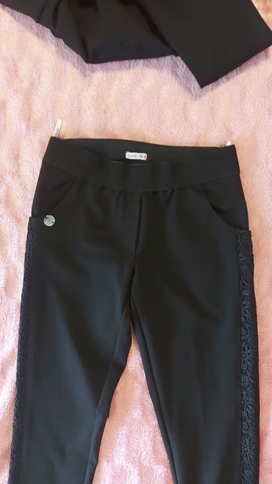 Продам шкільний костюм для дівчинки