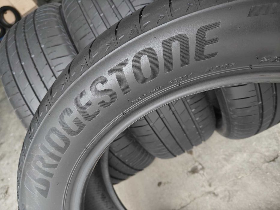 R20 235 50 літні шини 23р Bridgestone Alenza 001 комплектом чи парами