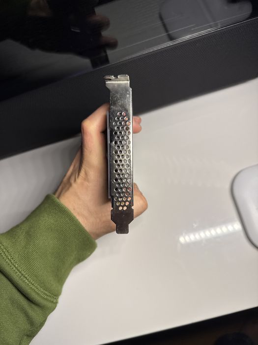 SSD накопитель AORUS rgb aic nvme ssd 512 gb