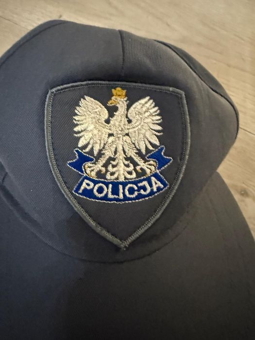 Czapka Policja do kolekcji