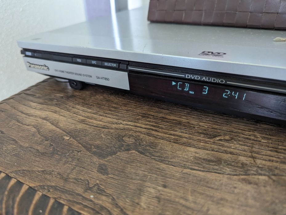 Sistema de Som e DVD Panasonic HT850