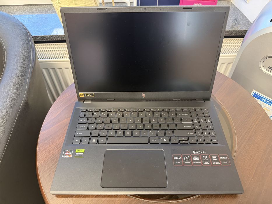 Acer Nitro V15 Ryzen 7 32GB Ram 1Tb SSD