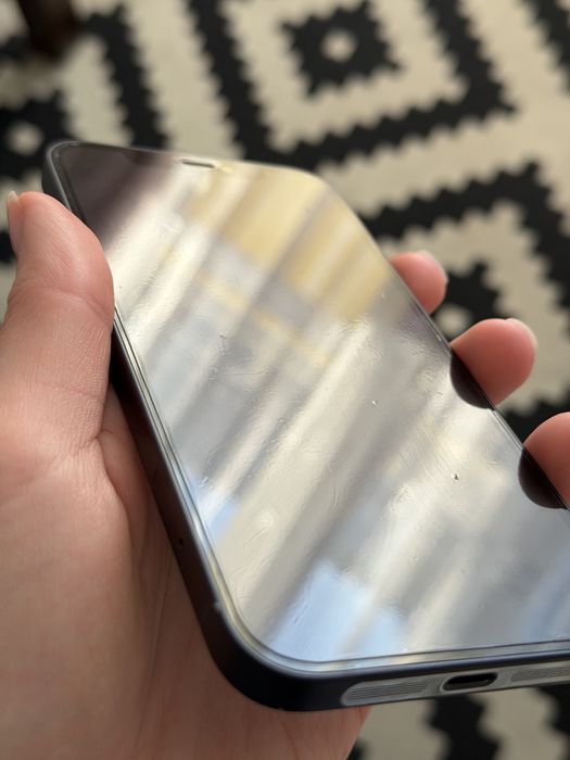 iPhone 12 czarny 128 gb