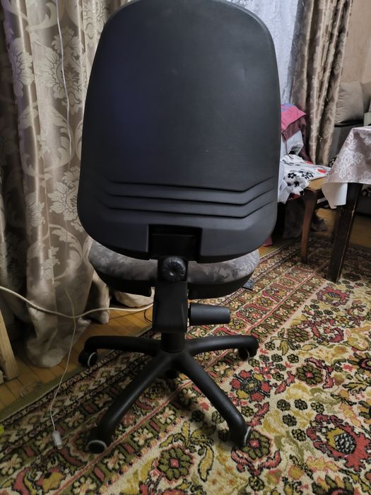 Компьютерный стул