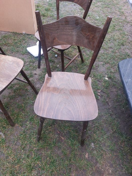 Patyczaki krzesła PRL 100zl sztuka