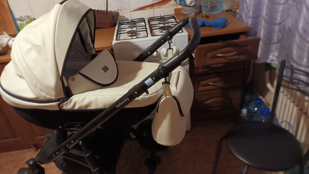 Коляска Infinity BROCO торг