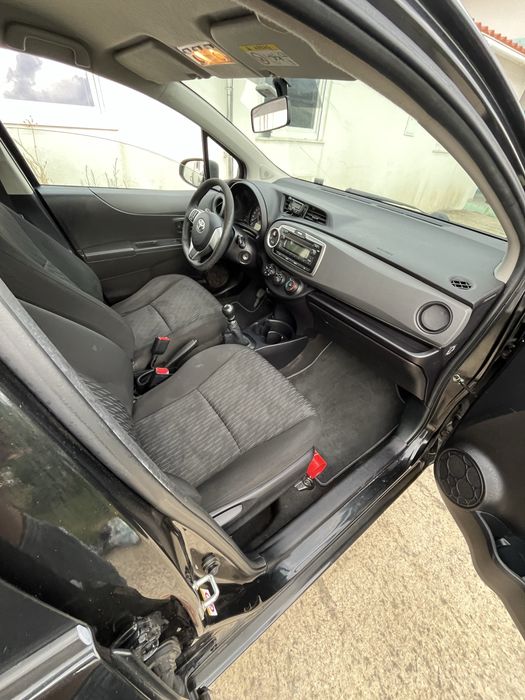 Vendo o meu Toyota Yaris D4D