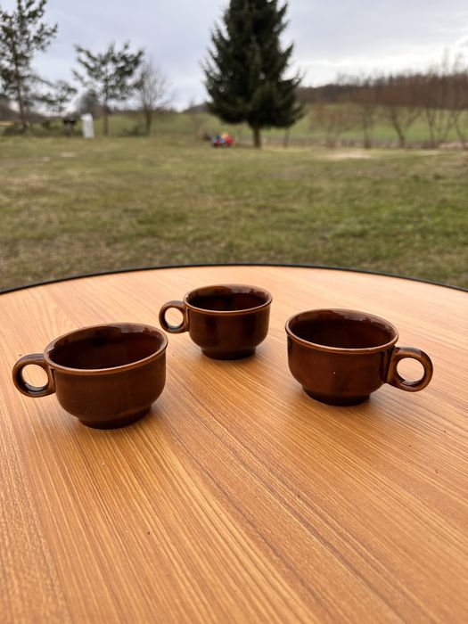Vintage filiżanki USA Pottery – komplet 3 sztuki