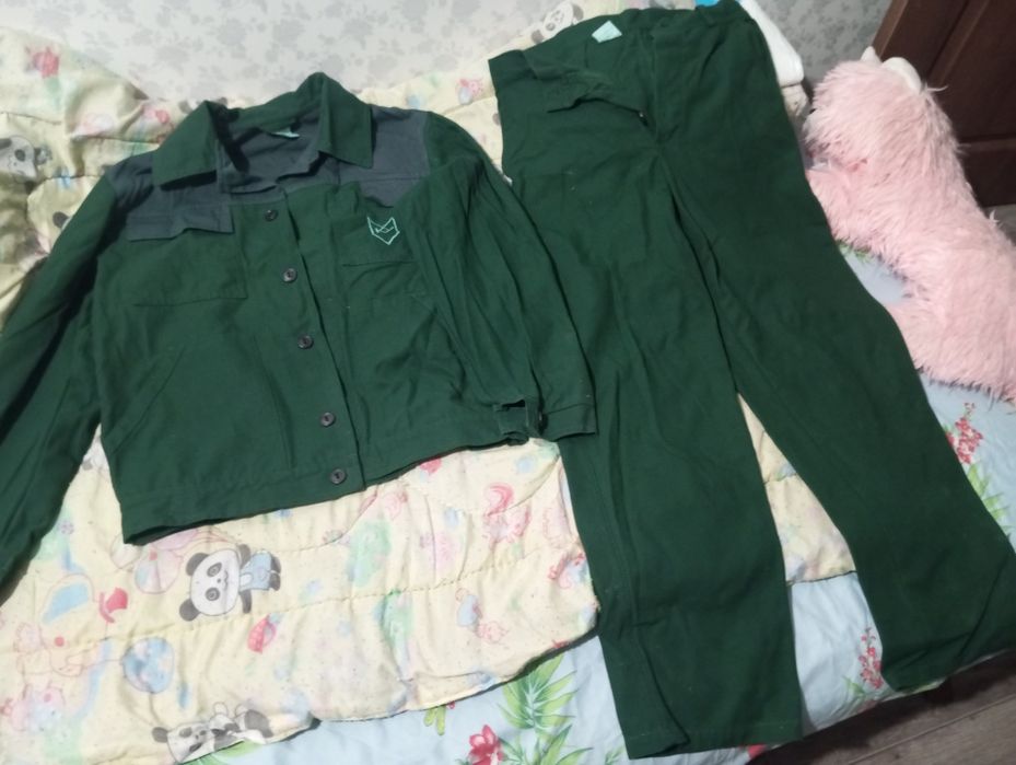 Ботинки рабочие, костюм,одежда.