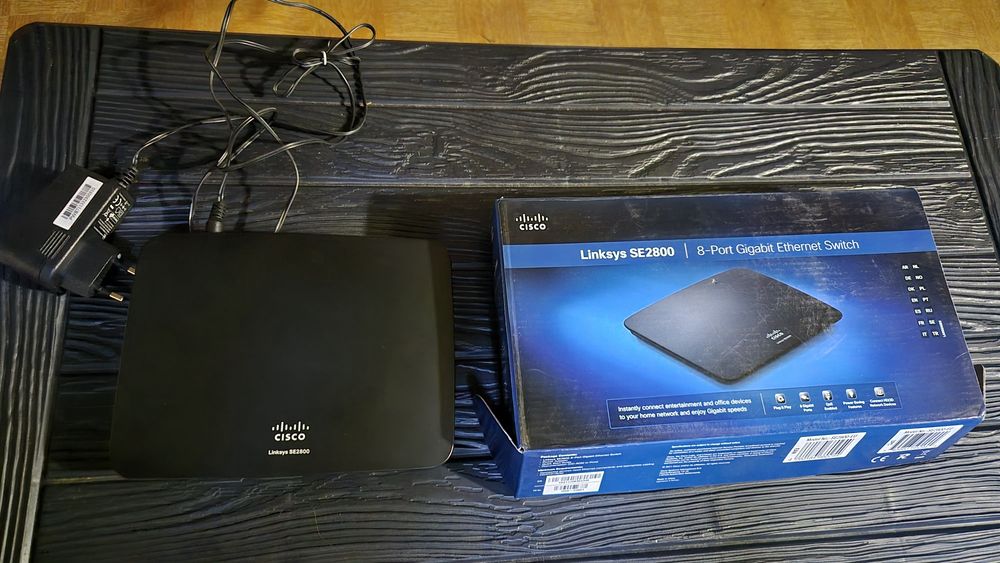 Switch Linksys SE2800 8-Port Gigabit Ethernet