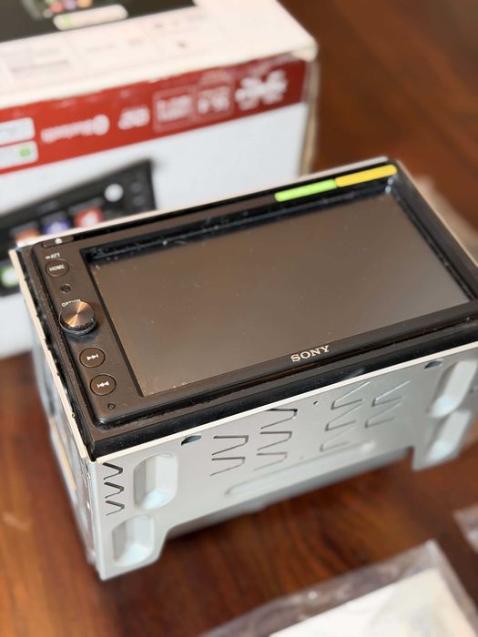 Sony XAV-AX200 2-DIN | Apple CarPlay + Android Auto | Caixa
