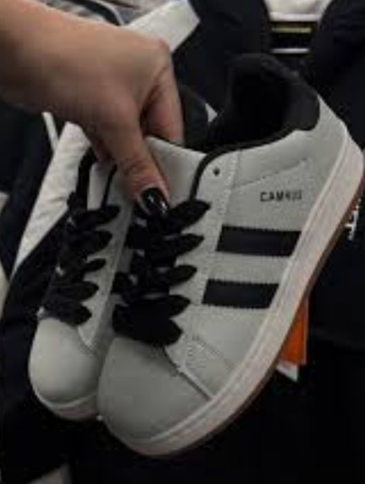 сандалі, Кросівки для дівчинки.