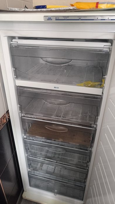 Продам морозильну камеру АТЛАНТ