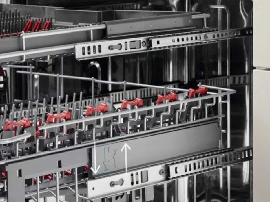 Máquina de lavar loiça AEG Favorit FFB53900ZM