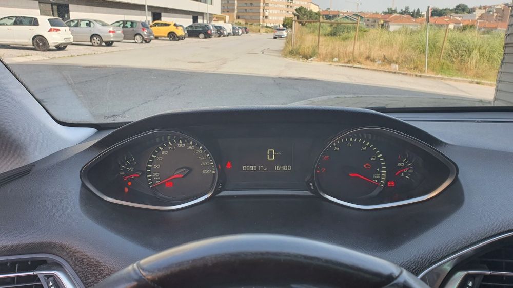 Peugeot 308 2016