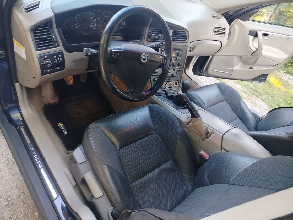 Volvo S60 2004 2.4d5 manual 163km