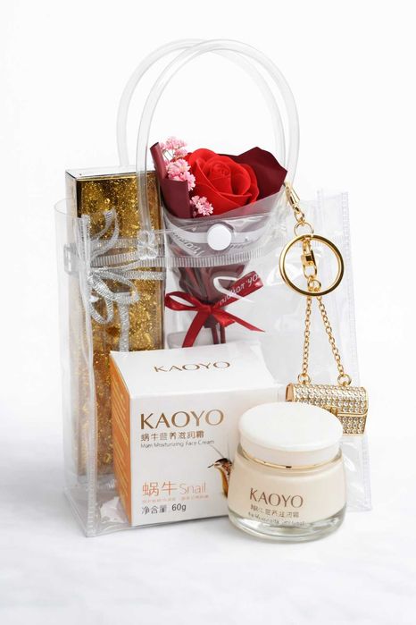 Подарочный набор для женщин и девушек, готовый подарок в  сумочке