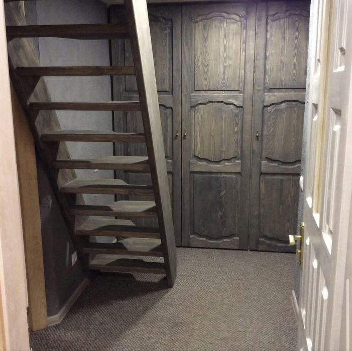 Здається будинок в Лазещині