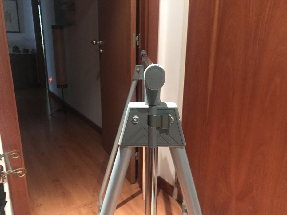 Chariot / expositor com rodas