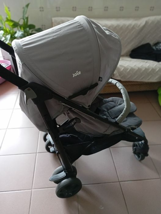 Carrinho de passeio Joie Umbrella