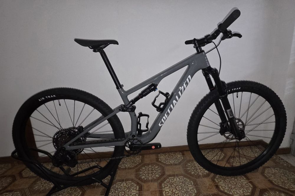 Specialized Epic 8 (Todos os Componentes são Novos 0 klm)