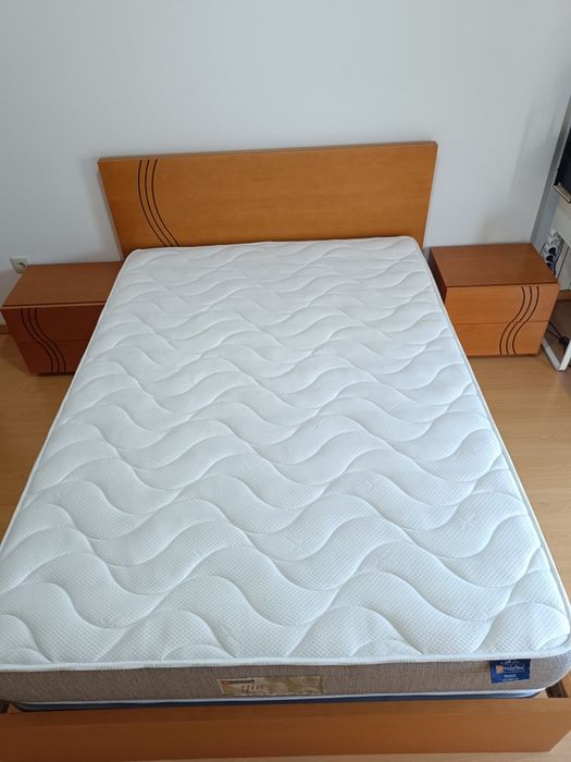 Quarto Completo em Cerejeira com Colchão Molaflex - Excelente estado!