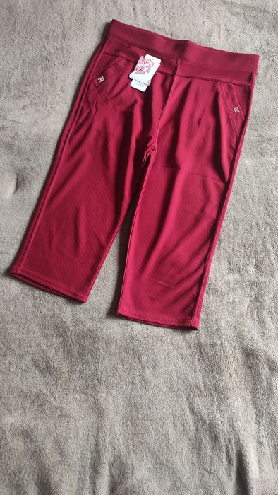 NOWE Spodnie capri bordo materiałowe z dodatkiem stretchu XL/XXL bordo