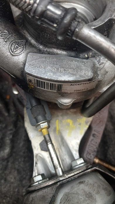 Turbo Peugeot    2.0hdi 136CV   ref: 9 6 8 2 7 7 8 6 8 0