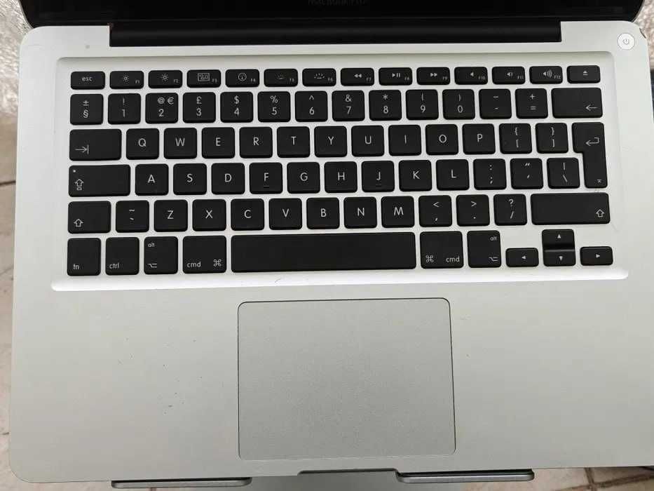 MacBook pro 2010 (обмен/продажа) ноутбук компютер