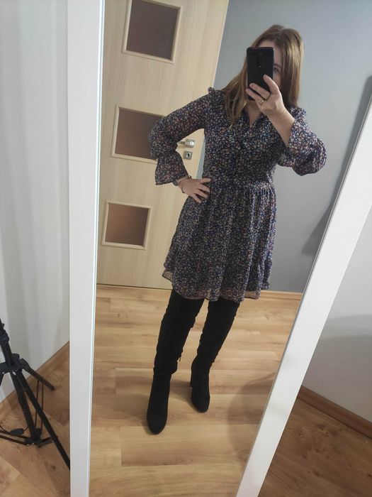 zwiewna sukienka rozmiar 36