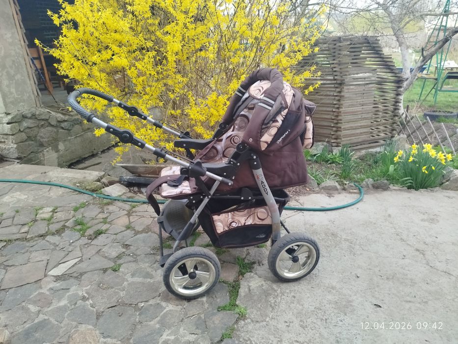 Детская немецкая коляска