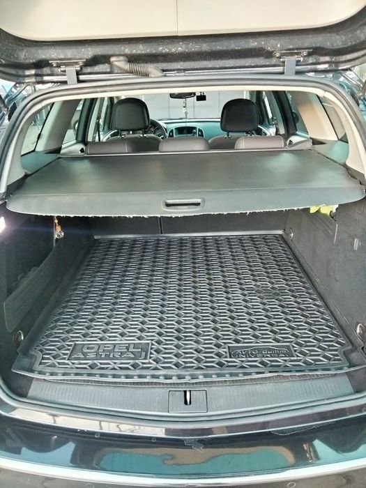 Продам Опель Astral j Sport Turer 1.7 cdti