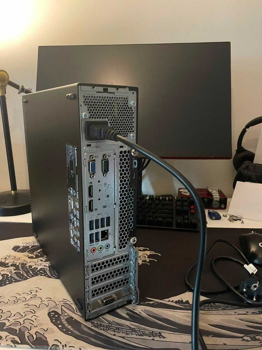Lenovo ThinkCentre M900 SFF