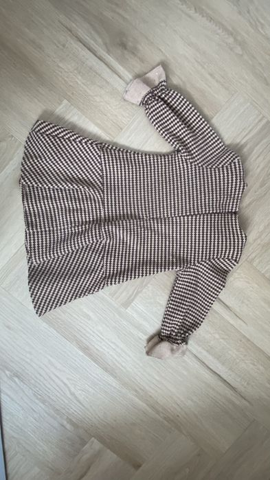 Elegancka , gruba sukienka w rozm 104