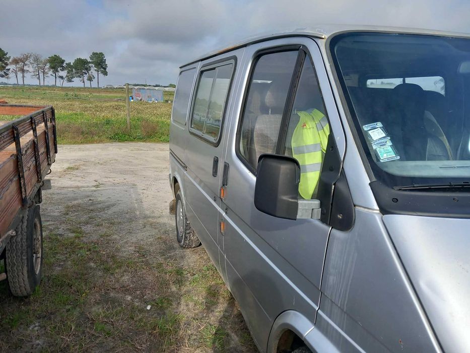 Ford transit 7 lugares