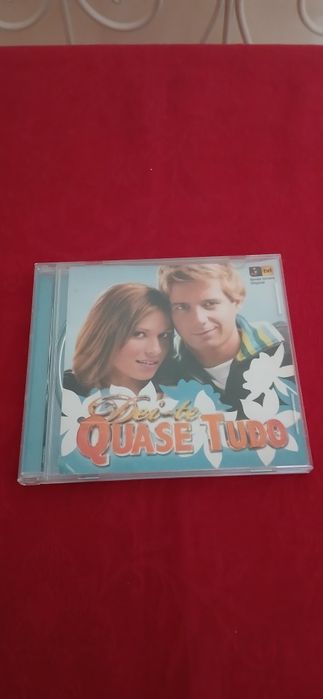CD  Dei-te quase tudo