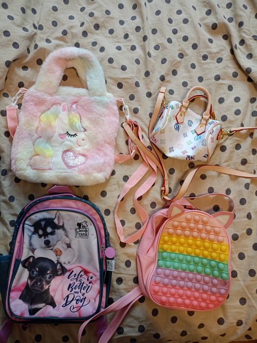 Plecaczki i torebki stan idealny jak nowe