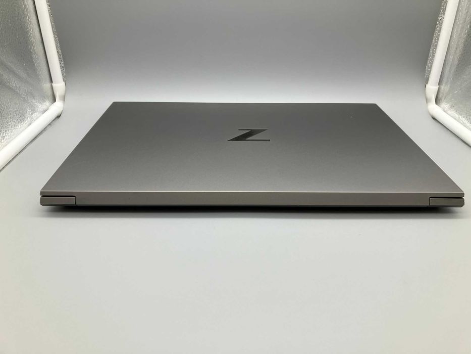Ноутбук HP ZBook Studio G7 i9-10885H Quadro T2000 Win11 + подарунок