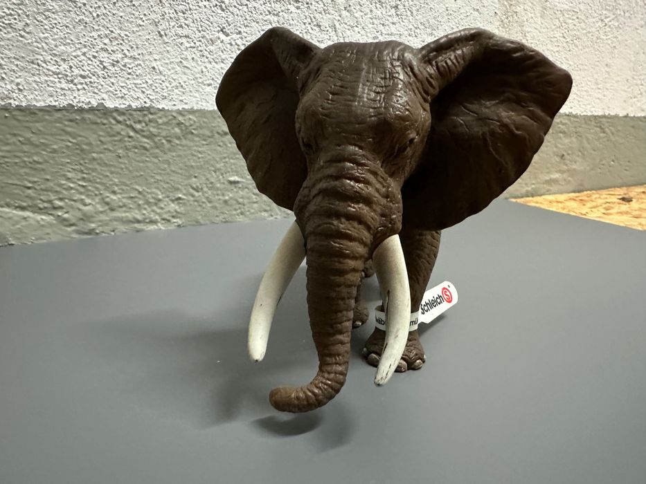 Schleich African Elephant 1