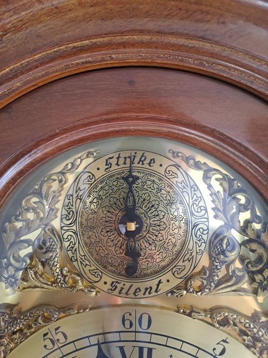 Relógio longcase (de coluna ou "grandfather clock")