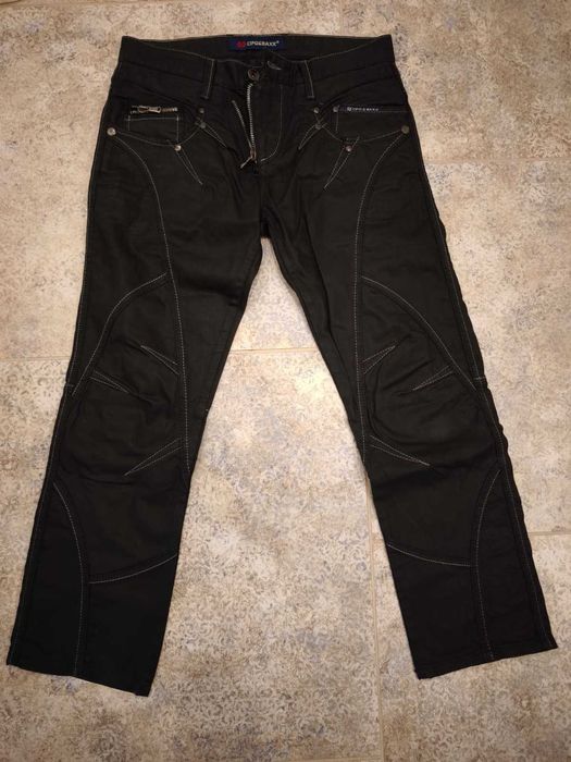 Jeansy woskowane w stylu motocyklowym marki Cipo & Baxx  Roz.34/34