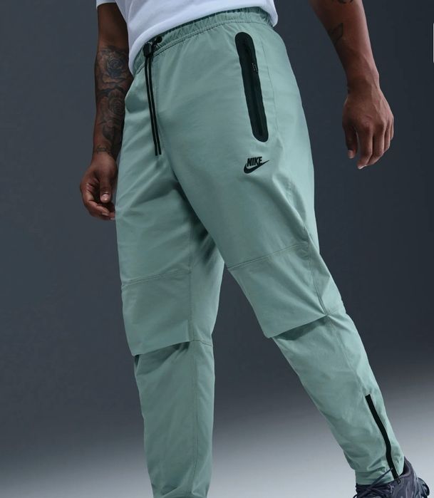Штани Nike Tech Pants "Cannon & Black" HM8241-017 (Оригінал) Нові!