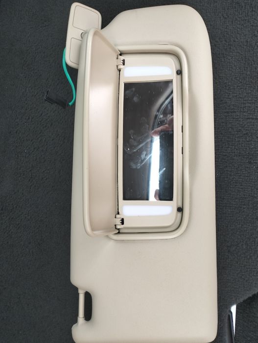 Козирок до volvo xc 60,70