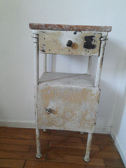 Movel em ferro anos 30/40