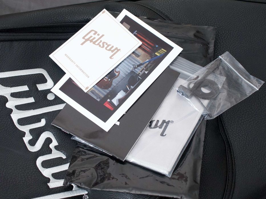 Gibson SG Tribute + Saco